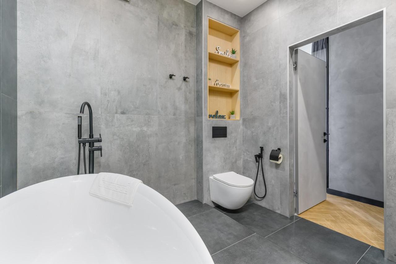 Pearl 45 Fantastic Design Sea View Apartment Odesa Exterior photo